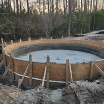 Round Pool Base Pour